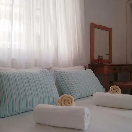 Vaya House At Center Apartment
